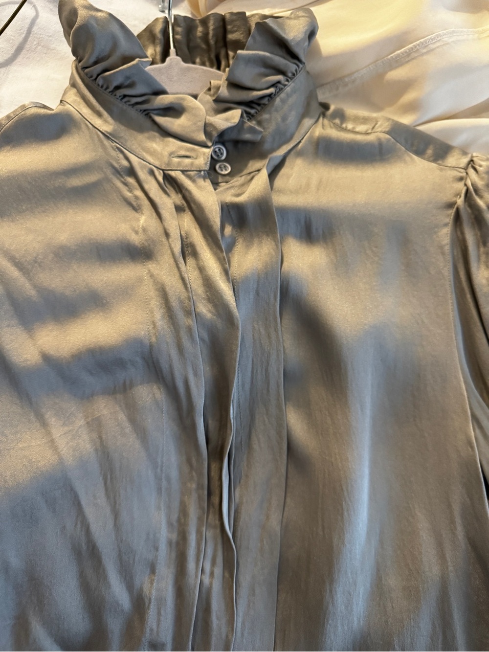 Lanvin Slate Gray 100% Silk Ruffle-Neck Shirt Jacket - Picture 4 of 4